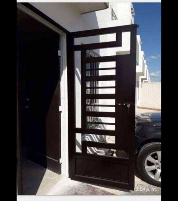 PUERTA RESIDENCIAL - Trabajo 001